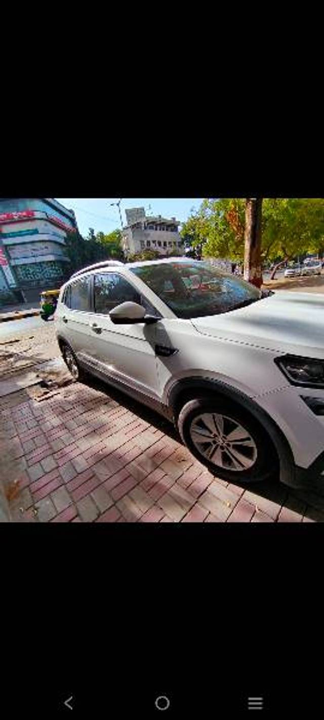 https://images10.gaadi.com/usedgaadi-sellcar/UsedCar/9ce32a97-207a-4265-929b-02ed6b0837a3/fe2a5d40-9b9c-4458-8d4f-7eea1bddec4f.jpg?imwidth=6402