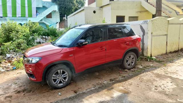 https://images10.gaadi.com/usedgaadi-sellcar/UsedCar/9d786552-8515-44c8-a160-bcee7723b600/a9bf5b32-cb27-43c9-80c5-6b9c07bed3c6.jpg?imwidth=6400