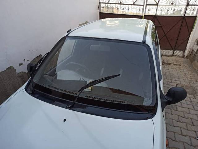 https://images10.gaadi.com/usedgaadi-sellcar/UsedCar/9daf881a-164b-4429-bdef-f44860948a7f/a349212f-8526-43a8-81a7-b91d6eefbfea.jpg?imwidth=6402