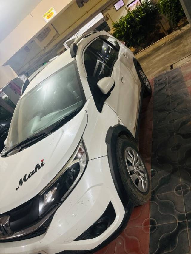 https://images10.gaadi.com/usedgaadi-sellcar/UsedCar/9db664d6-fa69-4d78-ab43-e11d262f22c3/fa05a884-f140-4bbd-99f8-30ae0be8d334.jpeg?imwidth=6400