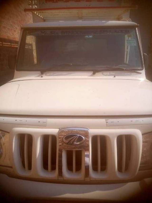 https://images10.gaadi.com/usedgaadi-sellcar/UsedCar/9db93884-bd63-4cbd-9584-075e135419c8/d4e9a158-4207-4ab8-a6ff-b5bd2a49ec75.jpg?imwidth=6400