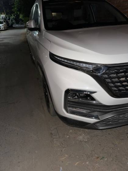 MG Hector Sharp CVT MG Hector Sharp CVT
