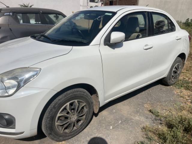 https://images10.gaadi.com/usedgaadi-sellcar/UsedCar/9e5b5d23-9f75-40cf-a0a3-0bc8913e67ef/95581897-f732-4d49-b230-3316f21f50c2.jpeg?imwidth=6400