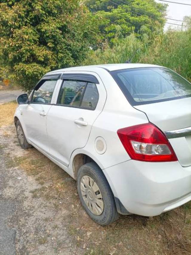 https://images10.gaadi.com/usedgaadi-sellcar/UsedCar/9e7f3fd3-b42c-4510-bcd9-9964f8fa1ed7/104583df-d76f-4a29-b666-f194c569349b.jpg?imwidth=6401