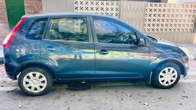 https://images10.gaadi.com/usedgaadi-sellcar/UsedCar/9ec15b4d-1f54-4ec9-84c6-b9e5a820dfdd/ff2434fd-968c-4acb-a564-c32f2bb74563.jpeg?imwidth=6401