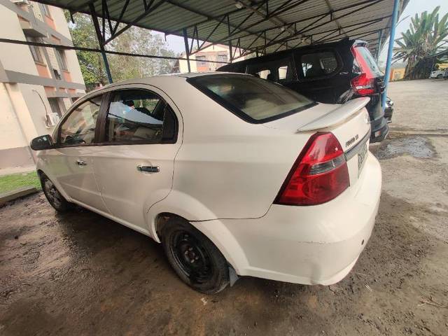 https://images10.gaadi.com/usedgaadi-sellcar/UsedCar/9f4b3487-42eb-46f1-835c-39da933b798d/2a45db6d-5f90-491c-8fda-ae1df0e92d36.jpg?imwidth=6400