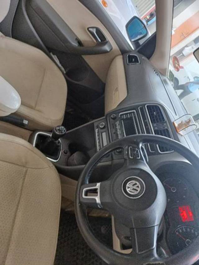 https://images10.gaadi.com/usedgaadi-sellcar/UsedCar/9f8ed8f9-6f6e-4664-a965-e1e5162a9d2f/97f48463-328d-4878-b252-fc10812115c0.jpg?imwidth=6401