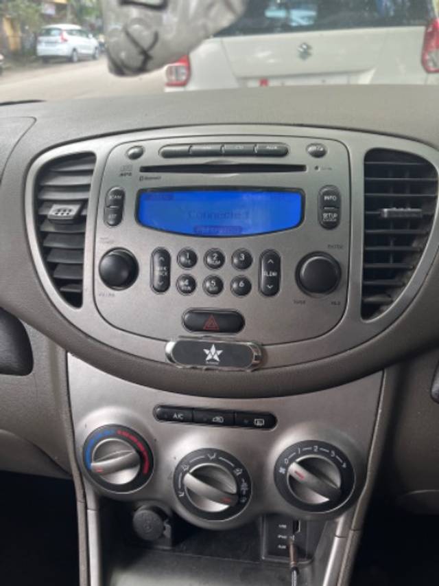 https://images10.gaadi.com/usedgaadi-sellcar/UsedCar/9fa29a8d-5839-4d49-8731-c420feb4dccb/d57f7d5d-1041-471b-80c4-cf4c3a808b2b.jpeg?imwidth=6402