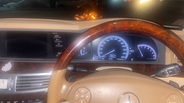 https://images10.gaadi.com/usedgaadi-sellcar/UsedCar/9fbfa8fc-7453-447f-b3f3-ea944da7db96/ae61f953-97d5-4f74-b7ba-4f5a0f96c0cb.jpeg?imwidth=6402