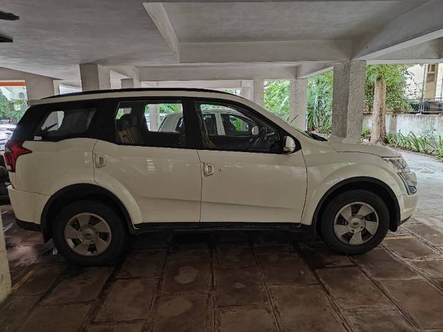 https://images10.gaadi.com/usedgaadi-sellcar/UsedCar/a021498f-5360-4923-8d30-e894650cefe9/4fb0b73e-6733-4e21-9a6b-87e6810acb6a.jpg?imwidth=6401