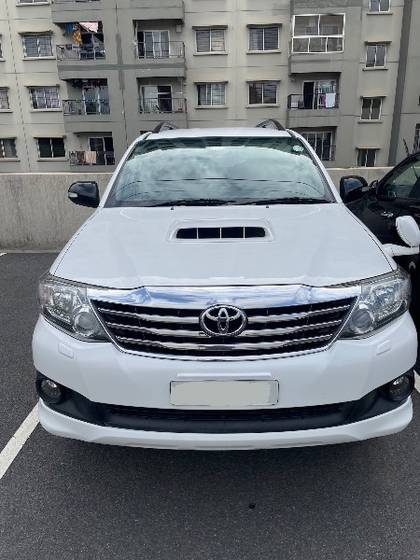 Toyota Fortuner 4x4 MT Toyota Fortuner 4x4 MT