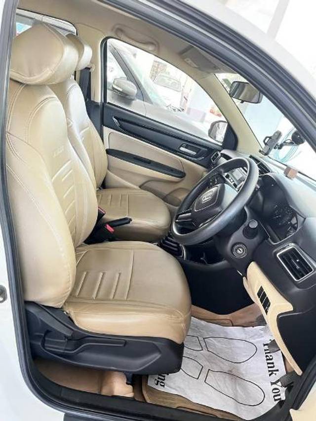 https://images10.gaadi.com/usedgaadi-sellcar/UsedCar/a075f57a-2e61-49db-acd7-d82fa5d5d8cc/b8e8c408-623d-430c-b035-e075069f66d1.jpg?imwidth=6401