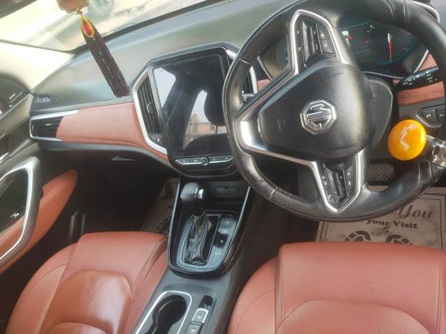 https://images10.gaadi.com/usedgaadi-sellcar/UsedCar/a0b05297-ab23-4bf0-8311-e6238c5401a2/e8fe73be-789b-4916-8740-139c424ec682.jpeg?imwidth=6401