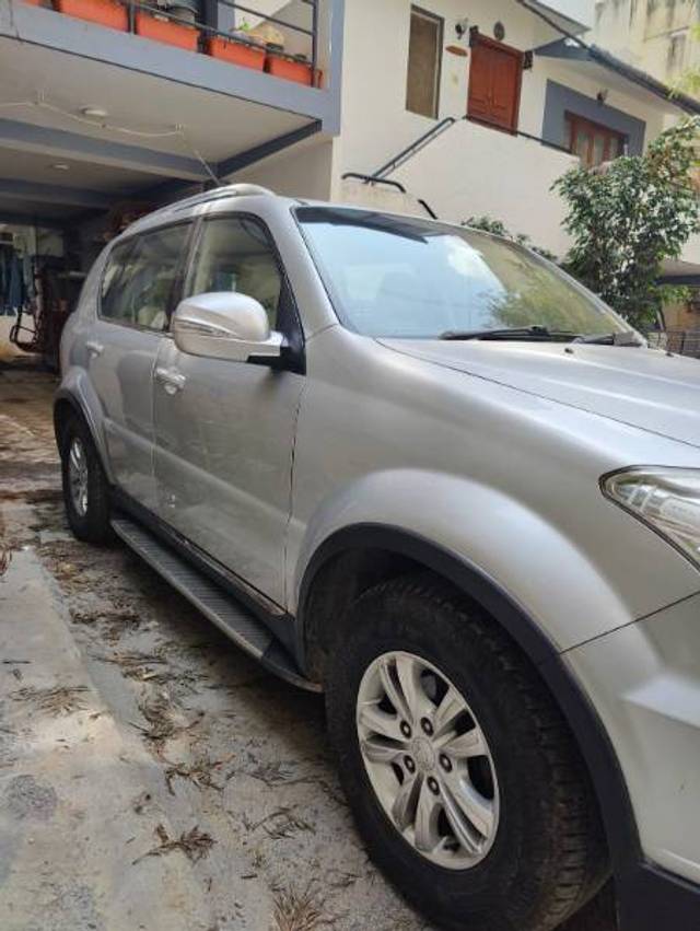 https://images10.gaadi.com/usedgaadi-sellcar/UsedCar/a10d8a91-f9d3-4f8c-91df-9e18b984f4f3/5d720408-d952-4239-8da2-4336cbcf619a.jpg?imwidth=6400