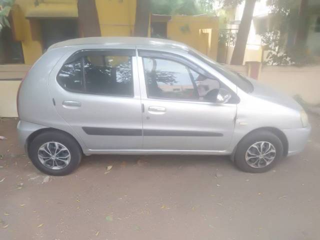 https://images10.gaadi.com/usedgaadi-sellcar/UsedCar/a112381d-1a71-40ef-a60a-d6075c1ce4b5/0b044a7e-3b61-44a2-b957-e5720ad48e08.jpg?imwidth=6401