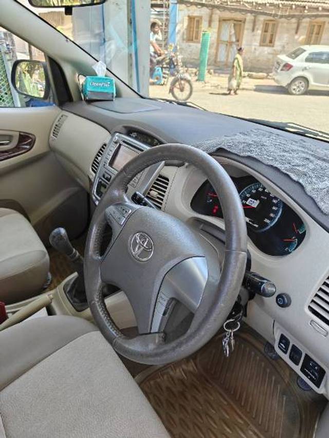 https://images10.gaadi.com/usedgaadi-sellcar/UsedCar/a11f2da3-a093-4a8c-8d48-0bbe303ebd98/3ee19624-9908-4a08-8cbd-84dbeaab0cfc.jpg?imwidth=6402