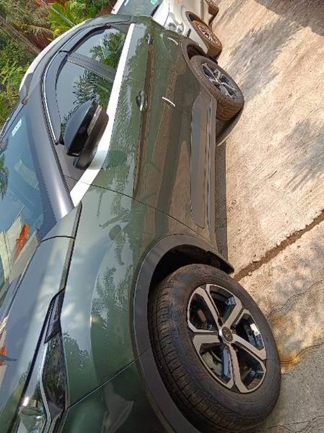 https://images10.gaadi.com/usedgaadi-sellcar/UsedCar/a1422f39-b18e-47f1-9aad-193b0d9bc2d6/82dea0b3-f9a9-46df-9c29-0502b23a1a99.jpg?imwidth=6401