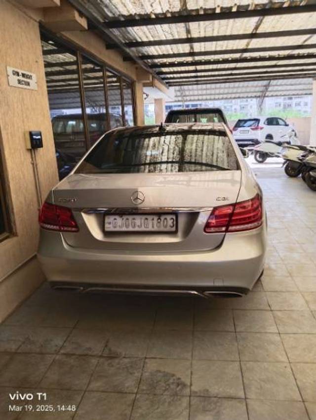 https://images10.gaadi.com/usedgaadi-sellcar/UsedCar/a1567b7b-a7f2-491c-ace6-a3234d12f8cd/61f5b09d-02ee-4169-880d-292e0216ffb0.jpg?imwidth=6402