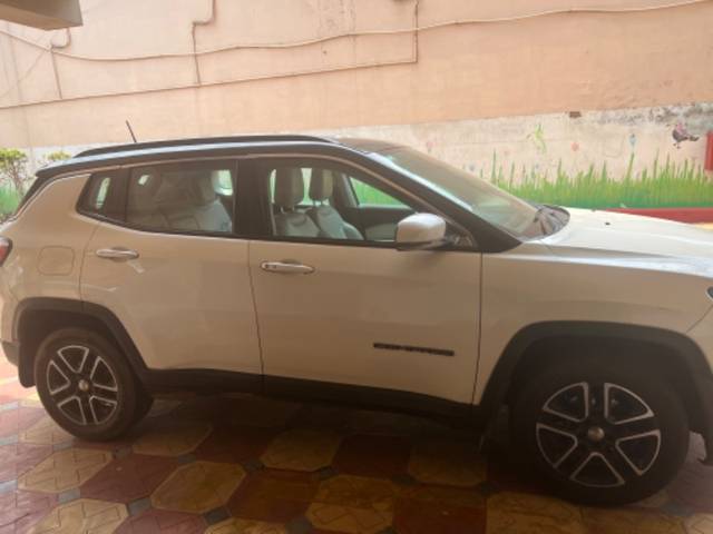https://images10.gaadi.com/usedgaadi-sellcar/UsedCar/a1751981-bb7c-4055-abe3-3535f83a3ab4/4c41fc65-6053-40bb-b248-be716111f91f.jpeg?imwidth=6401