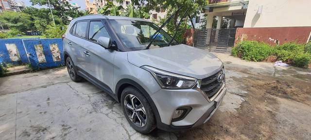https://images10.gaadi.com/usedgaadi-sellcar/UsedCar/a188b12d-eb11-46d7-a7c5-b4e61b3a862a/de495ee8-c50d-4b66-b597-15a79af9f626.jpg?imwidth=6400