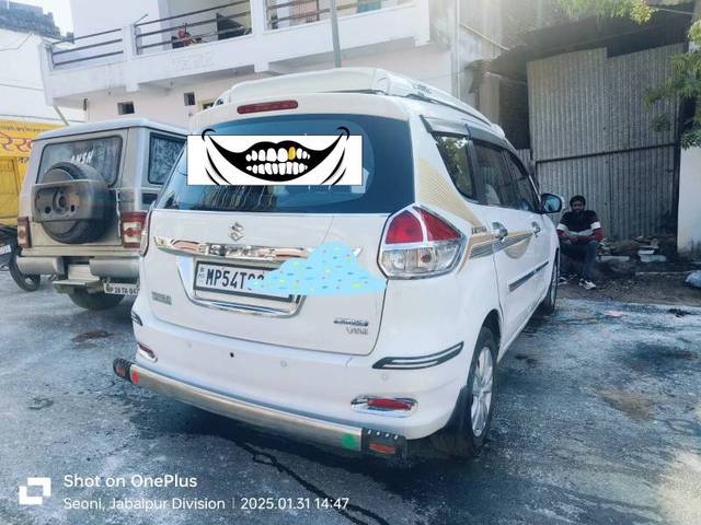 https://images10.gaadi.com/usedgaadi-sellcar/UsedCar/a1b9e810-08a5-4081-bde8-0b5200025d45/a8f659b0-8810-4fa5-a630-6144d82fcba3.jpg?imwidth=6402