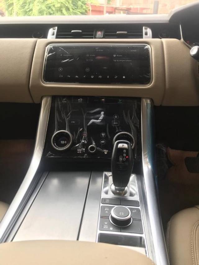 https://images10.gaadi.com/usedgaadi-sellcar/UsedCar/a2024125-51cc-4d9d-80f3-04c52beef6a1/b5364554-0422-4b77-82af-3464666afd3e.jpeg?imwidth=6402