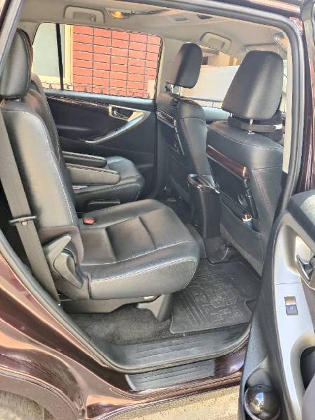 https://images10.gaadi.com/usedgaadi-sellcar/UsedCar/a208d75f-be29-400d-baae-95f7816715c8/8ddf73eb-6c12-4eee-8f2a-f104b995b01d.jpg?imwidth=6401