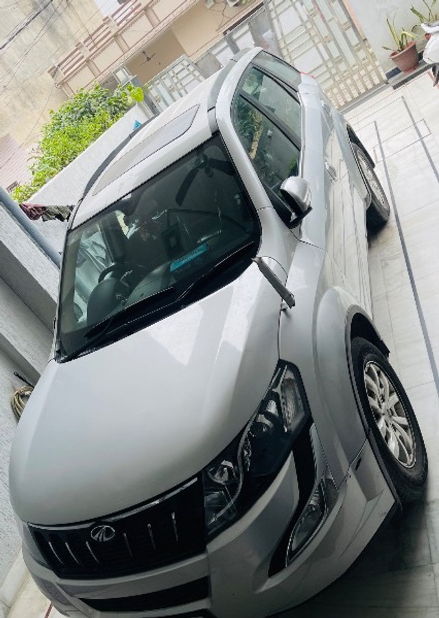 Second-hand 2018 Mahindra XUV500 AT W10 AWD for sale in Rohtak-1