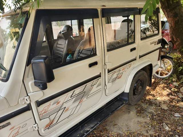 https://images10.gaadi.com/usedgaadi-sellcar/UsedCar/a27b001d-436c-4399-b3b0-290cd7bb3317/57c8c740-f858-4c28-8bf6-b65e7aec3164.jpg?imwidth=6401
