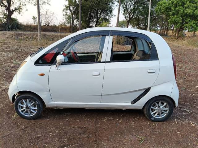 https://images10.gaadi.com/usedgaadi-sellcar/UsedCar/a28a3ca6-89c0-4444-9ff8-d6d4489e521d/9bb1eac3-6eef-4c8f-896b-742a7fa2b39e.jpg?imwidth=6400