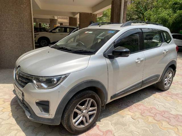 https://images10.gaadi.com/usedgaadi-sellcar/UsedCar/a2a70d02-654a-4847-9052-5becd88643cc/3617ab5d-8366-4864-ad8f-9766e507c169.jpeg?imwidth=6400