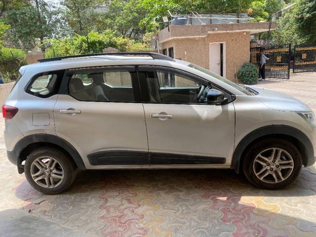 https://images10.gaadi.com/usedgaadi-sellcar/UsedCar/a2a70d02-654a-4847-9052-5becd88643cc/891dbf74-3609-4a1f-956f-08bc5b0e5c5f.jpeg?imwidth=6401