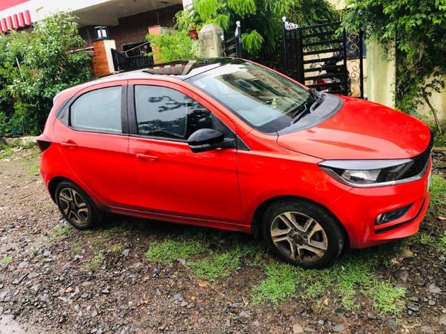 https://images10.gaadi.com/usedgaadi-sellcar/UsedCar/a3758352-1ceb-4e10-8f3e-ec1ea02a352e/8822f40a-6635-42e2-8384-80c0deb15d4e.jpeg?imwidth=6401