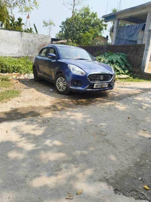 https://images10.gaadi.com/usedgaadi-sellcar/UsedCar/a3b05d61-42ae-4fe7-bb78-c5c6663ca7b9/c85c1d09-efb8-4528-84d0-dd61a7a74bf1.jpg?imwidth=6400