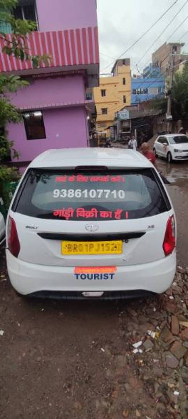 https://images10.gaadi.com/usedgaadi-sellcar/UsedCar/a3f47a2a-8a72-4d44-9016-f8ad2b6aa35b/4f66f3df-88b9-4771-a11b-8d11049f1756.jpg?imwidth=6401