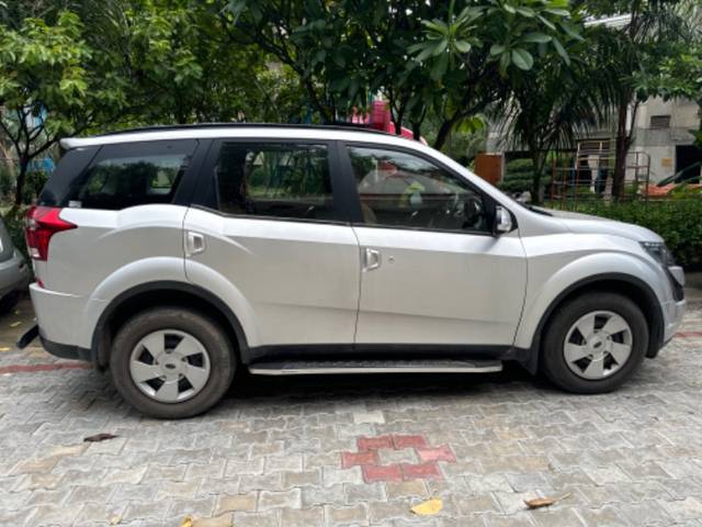 https://images10.gaadi.com/usedgaadi-sellcar/UsedCar/a41808e5-4177-4b67-a2ef-a77a75c7f9a8/d1c1e102-d0d1-4b13-995d-dd89eb09a5b9.jpg?imwidth=6401