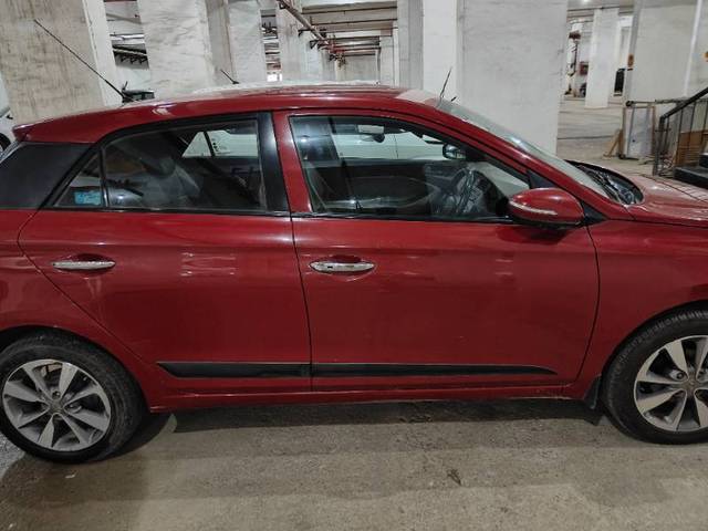 https://images10.gaadi.com/usedgaadi-sellcar/UsedCar/a45191dd-f4cb-4e80-8986-1bc842c6aef8/bb8e256b-d4b9-4921-a9dd-915fd44f5a50.jpg?imwidth=6400