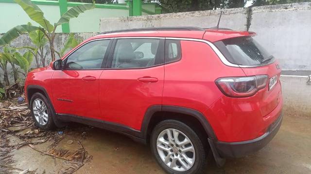 https://images10.gaadi.com/usedgaadi-sellcar/UsedCar/a4ef6c9b-a400-43e5-ac2a-c13aa2fc0226/b99ed007-4a3b-4f90-a46e-cb0e0bbf4016.jpg?imwidth=6402