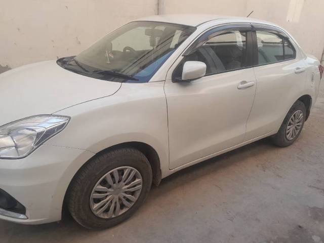 https://images10.gaadi.com/usedgaadi-sellcar/UsedCar/a5522b35-4561-4f33-bef5-b28383808d34/6b1eb392-8fb8-42c7-93a1-65a0c8ca0962.jpg?imwidth=6401