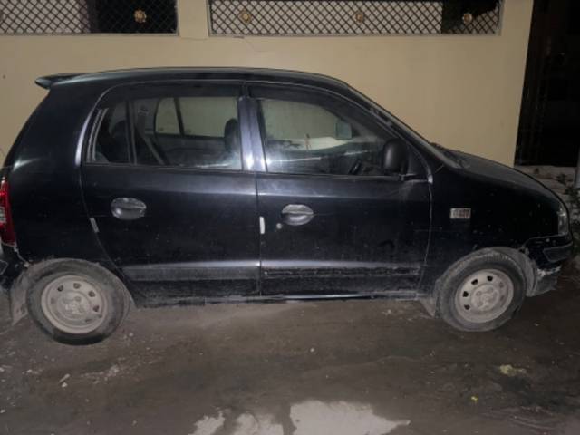 https://images10.gaadi.com/usedgaadi-sellcar/UsedCar/a5774444-e0ed-474f-b27d-ddd6db0545b0/b941e547-b52c-4165-8c48-bda0b7cf5aab.jpg?imwidth=6401