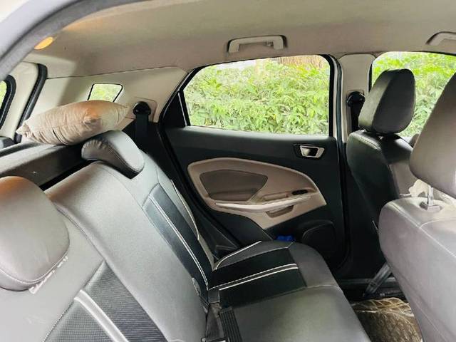 https://images10.gaadi.com/usedgaadi-sellcar/UsedCar/a599dde4-4003-4e11-9c8a-8c4ab6356bd9/f80e3008-2cea-449a-929b-db82ca0f01cb.jpg?imwidth=6401