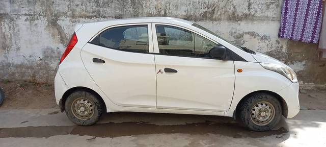 https://images10.gaadi.com/usedgaadi-sellcar/UsedCar/a5a50e76-d054-4497-829e-361bcdba21b3/43f3f2aa-8379-4d70-8a2e-b3872b2aacdf.jpg?imwidth=6400