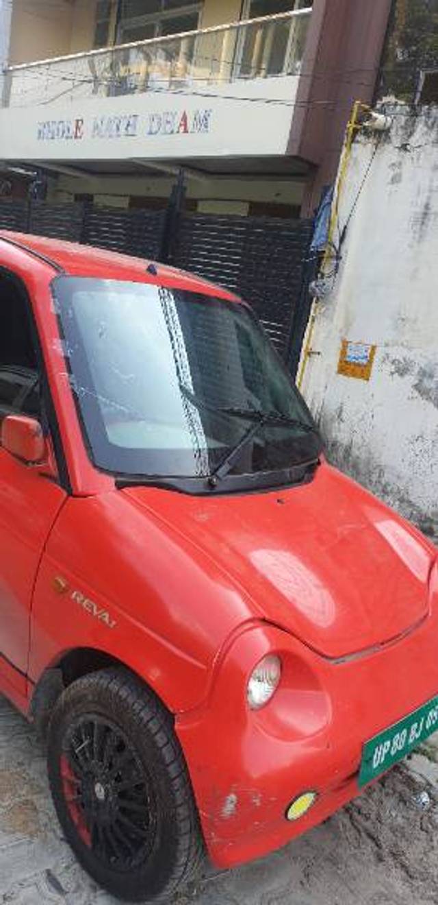 https://images10.gaadi.com/usedgaadi-sellcar/UsedCar/a5c5bd72-0d44-4d7d-bdbe-be83c49b9323/6641fe4c-a9f7-4a07-b98c-9ed8041ede08.jpg?imwidth=6401