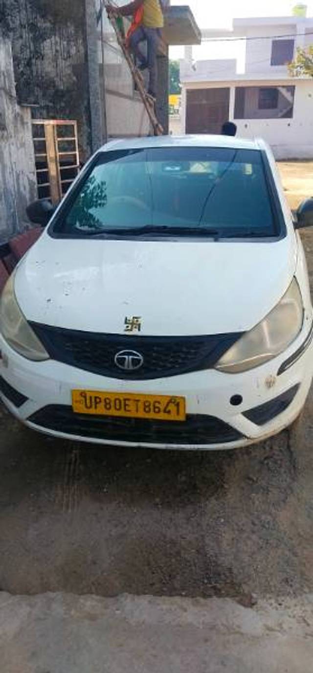 https://images10.gaadi.com/usedgaadi-sellcar/UsedCar/a5c6c257-5b6e-4c9b-a28b-ee622c6d2ede/f8d41c26-7379-437f-8a3e-220d507fec1a.jpg?imwidth=6400