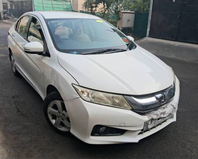 https://images10.gaadi.com/usedgaadi-sellcar/UsedCar/a5dc0fd2-7f6f-47e4-94d7-7da67d71fc04/a4100a9c-8018-4bd1-a0d7-2817319ca76f.jpeg?imwidth=6400