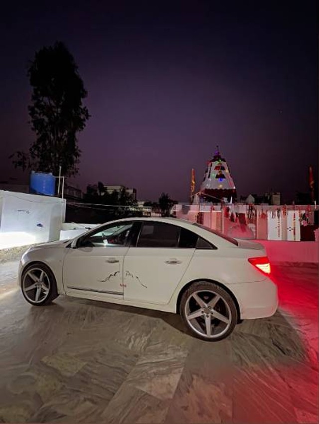 Second-hand 2015 Chevrolet Cruze LTZ for sale in Gurdaspur-2