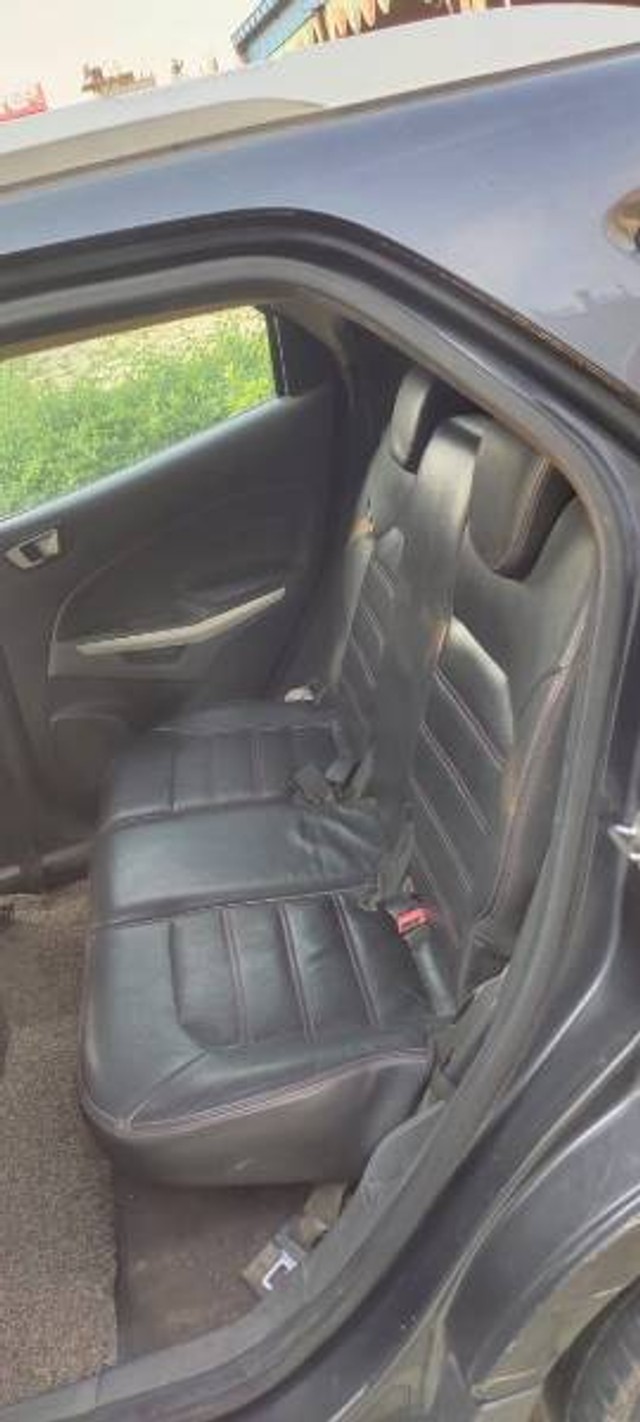 Second-hand 2014 Ford Ecosport 1.5 DV5 MT Ambiente for sale in Khalilabad-6