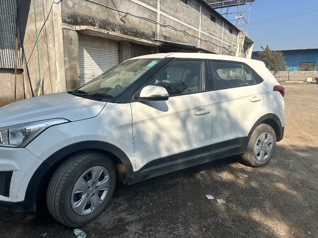 Second-hand 2018 Hyundai Creta 1.4 E Plus CRDi for sale in Dahod-5