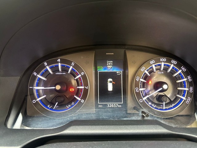 Second-hand 2022 Toyota Innova Crysta 2.7 GX 7 STR AT for sale in New Delhi-6