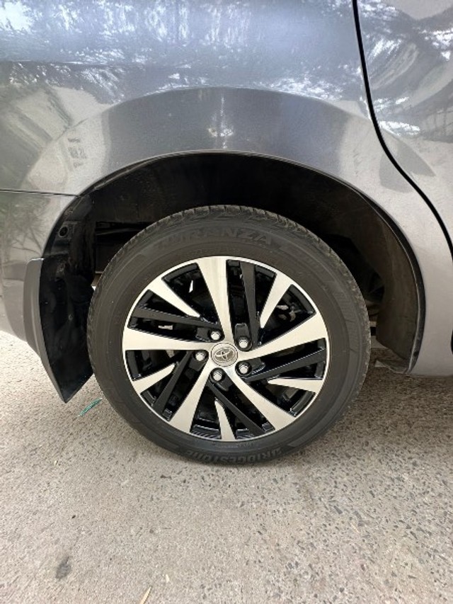 Second-hand 2022 Toyota Innova Crysta 2.7 GX 7 STR AT for sale in New Delhi-3